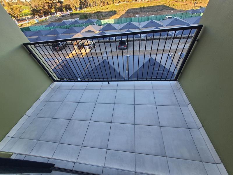 To Let 2 Bedroom Property for Rent in Gordons Bay Western Cape